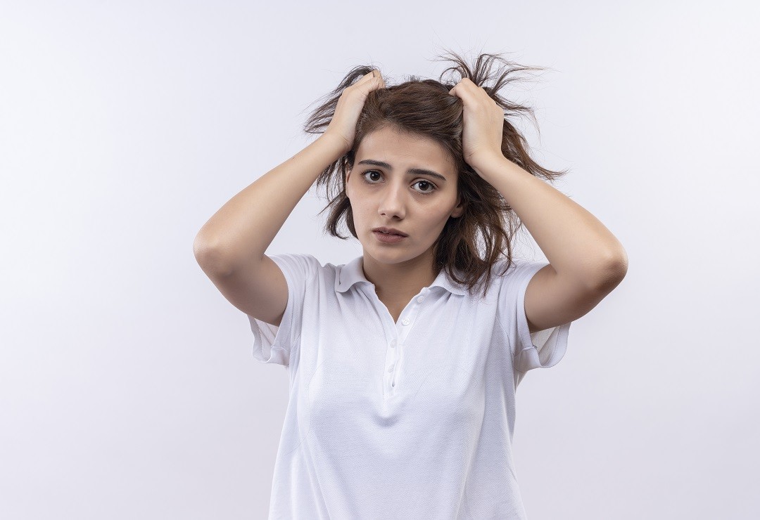 causes of dandruff and itchy scalp